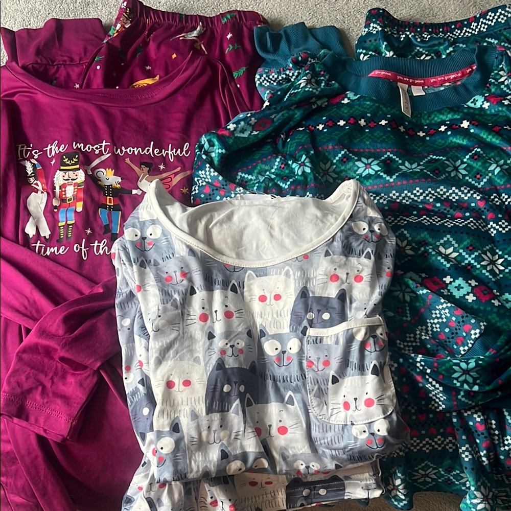 NWT 3 sets of women’s pajamas size S (4/6)